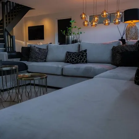 וילה Luxury Egmond אגמונד אן זי